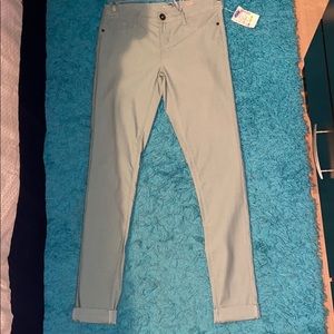 Crop ankle jeggings!